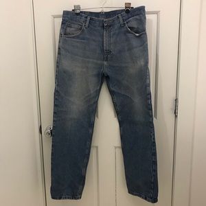 Wrangler Classic Regular Fit 36x30 Light Wash